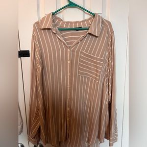 Torrid button down blouse